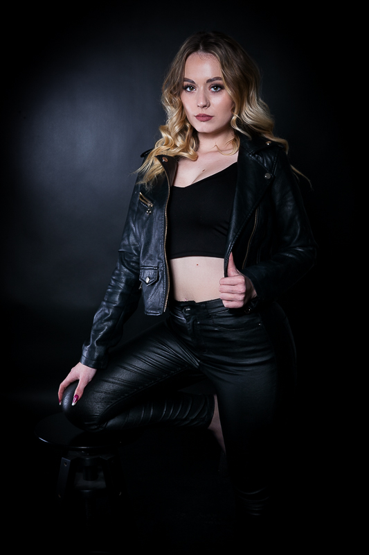 modell képzés debrecen harmadik nap fekete hatteres 06