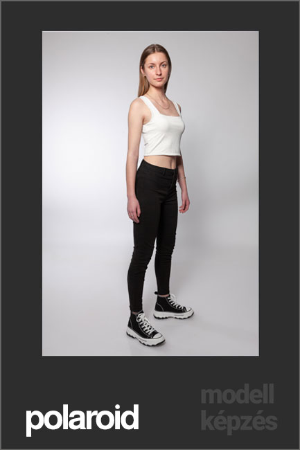 editorial high fashion téme profi stúdióvilágítással