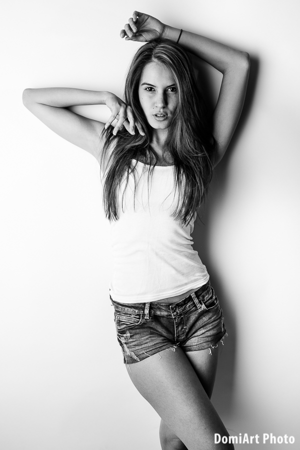 No makeup modell polaroid fotó ügynökségi jelentkezéshez